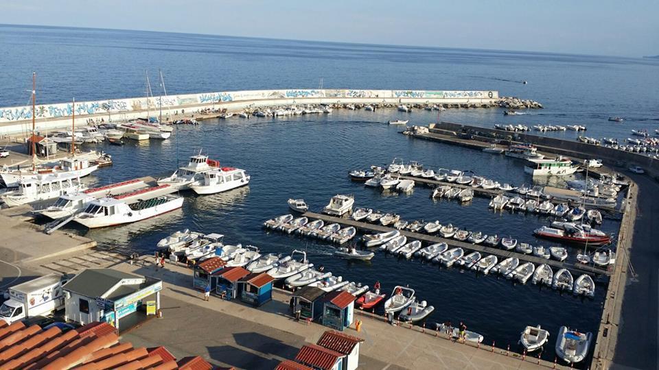 Holiday Home Golfo Di Orosei กาลาโกโนเน ภายนอก รูปภาพ